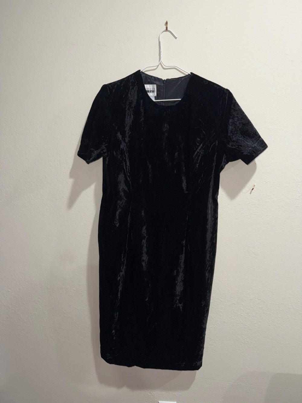 Leslie Fay Black Velvet Midi Shift Dress